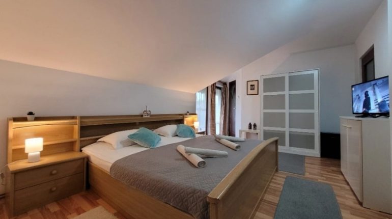 47d926ba-4a43-48be-bb20-a81a1b2e3f97